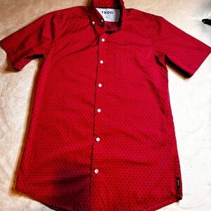 Izod Men's Red Patterned Button Down Shirt